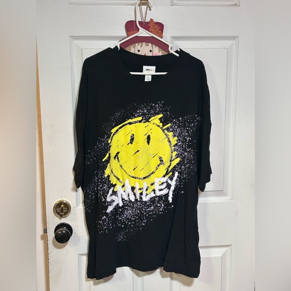 H&M Tops - Black Shirt